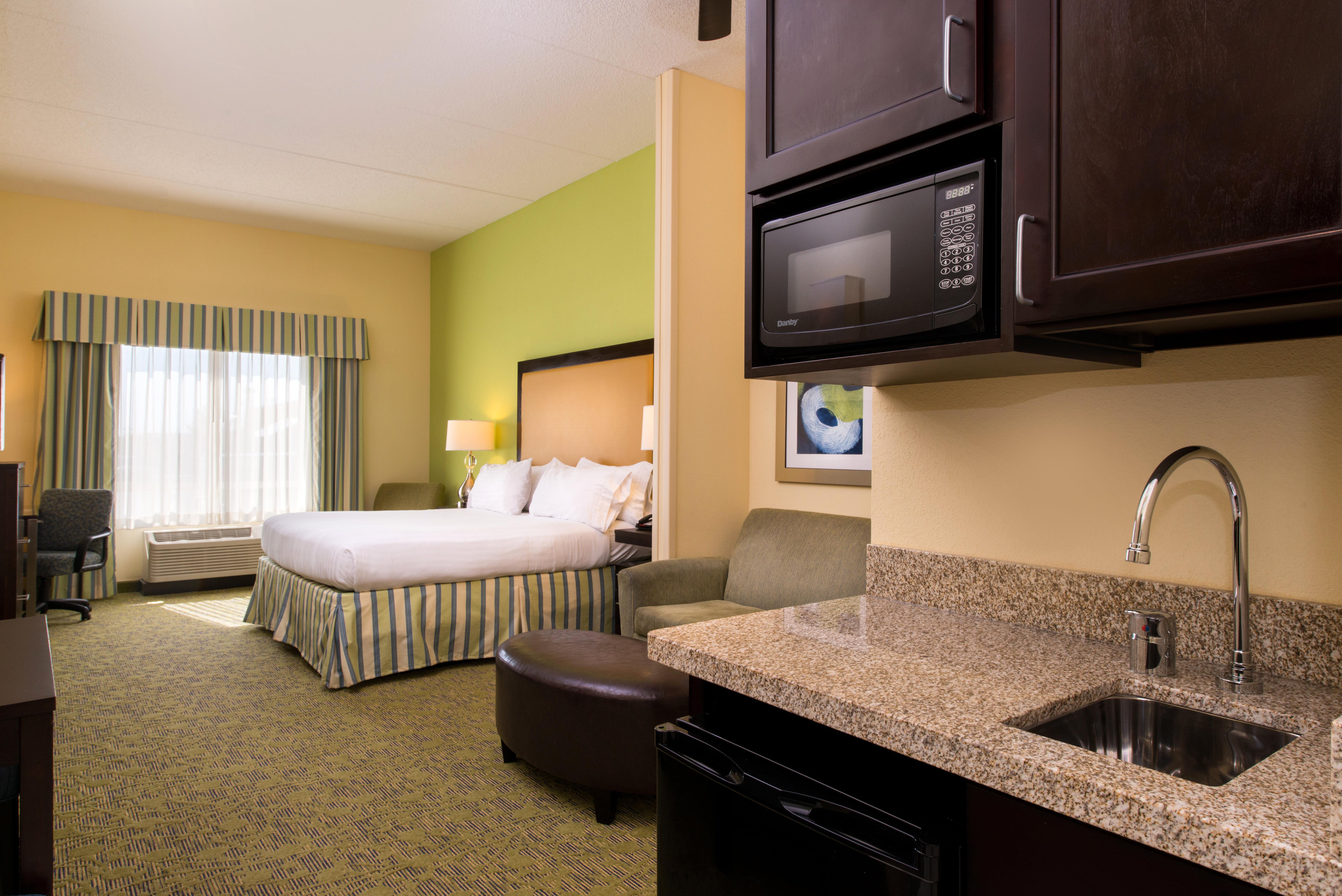 Holiday Inn Express And Suites Dickson City By Ihg Екстериор снимка