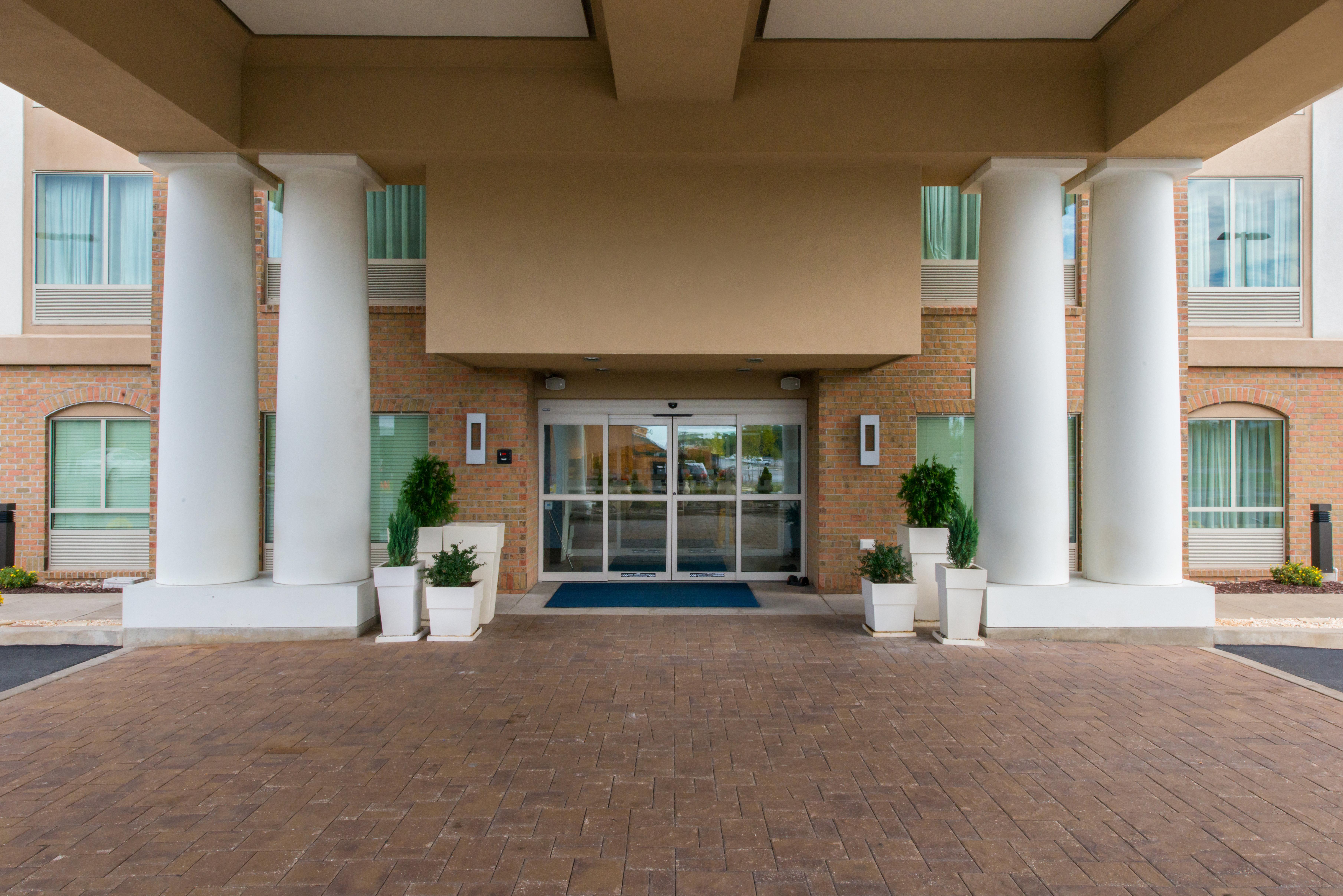 Holiday Inn Express And Suites Dickson City By Ihg Екстериор снимка