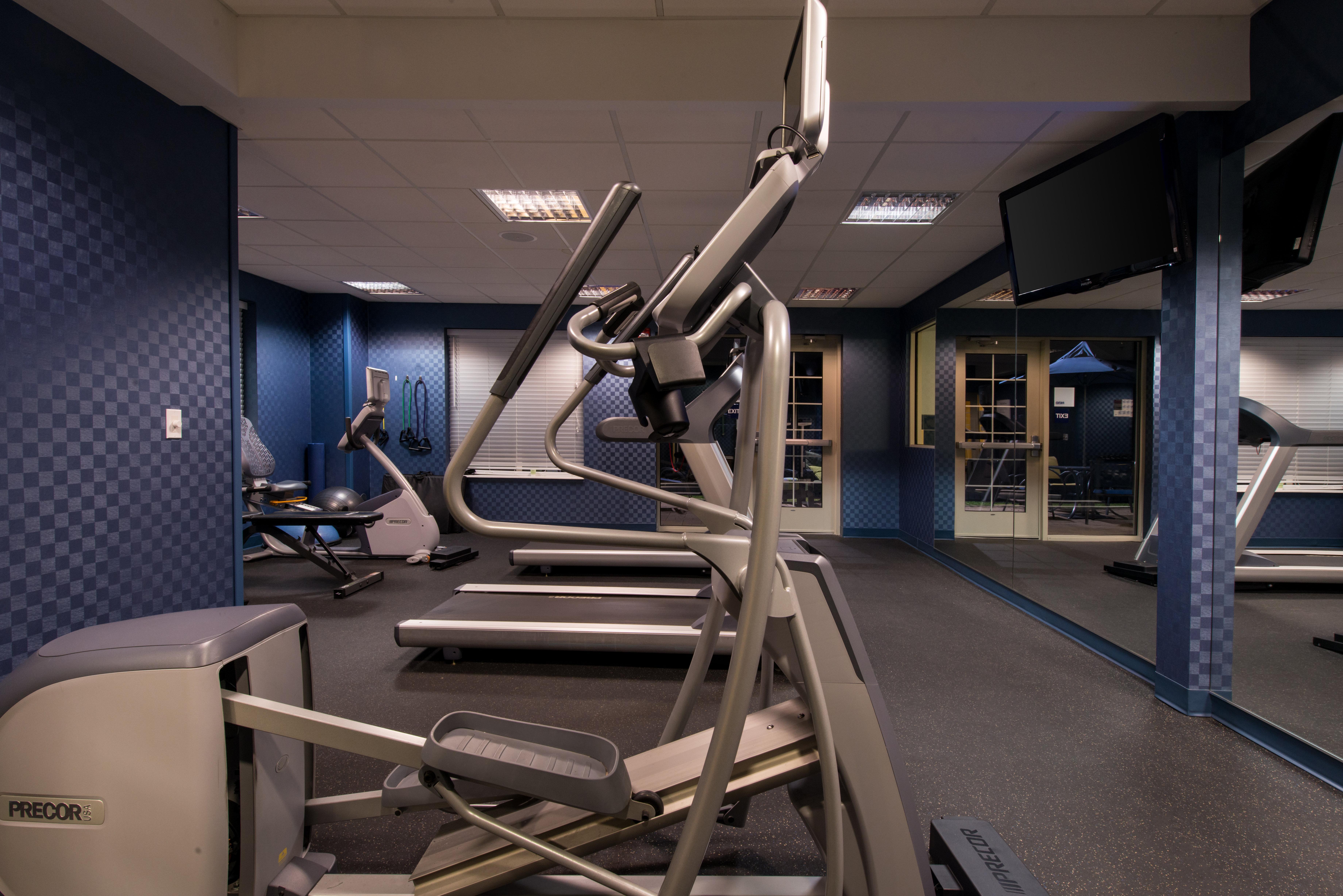 Holiday Inn Express And Suites Dickson City By Ihg Екстериор снимка
