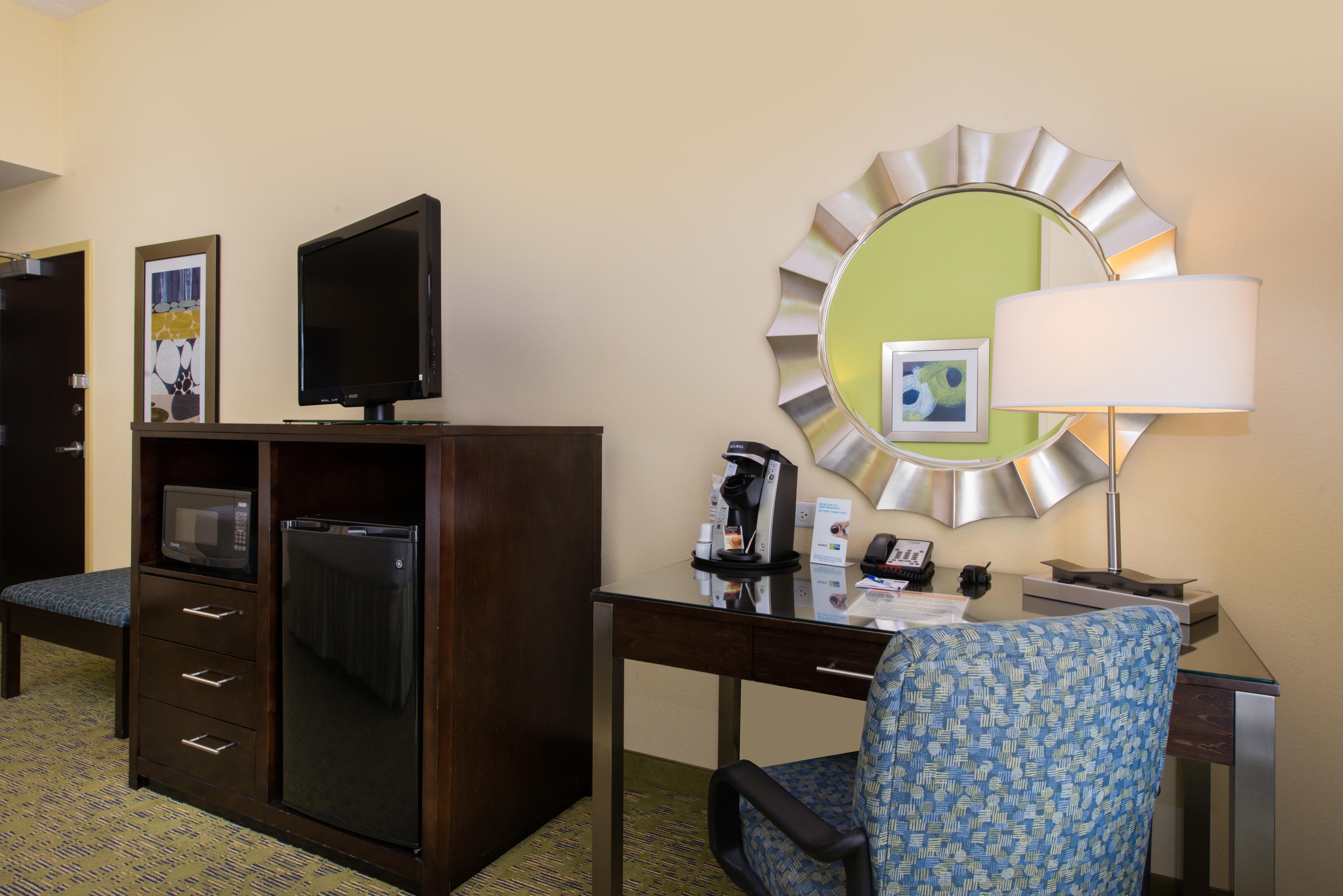 Holiday Inn Express And Suites Dickson City By Ihg Екстериор снимка