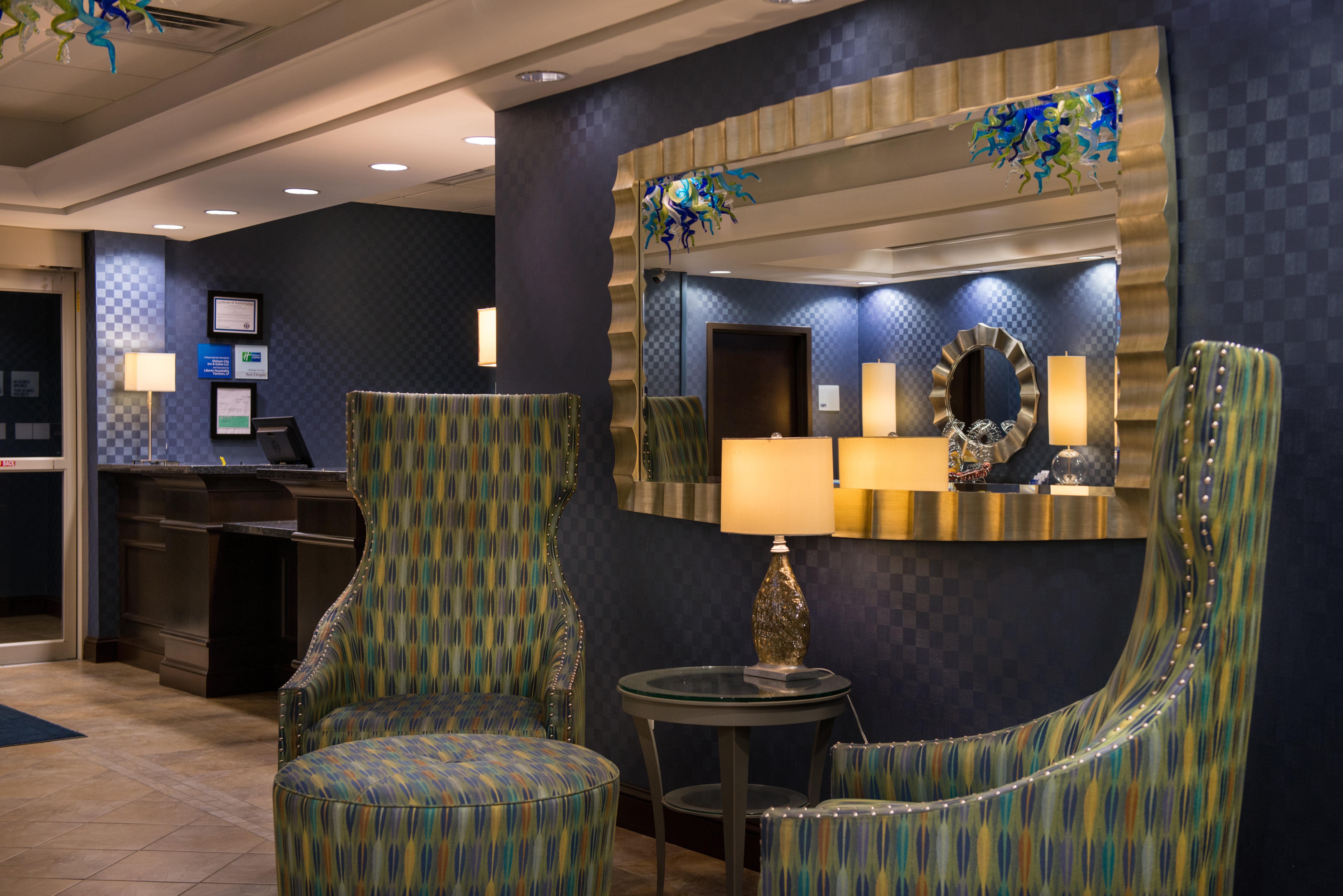Holiday Inn Express And Suites Dickson City By Ihg Екстериор снимка